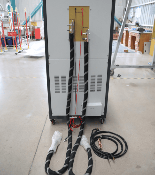 智能大電流發生器GDSL-A-2000背面