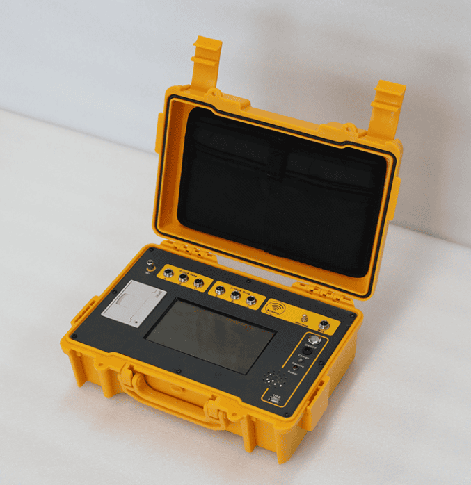 氧化鋅避雷器帶電測試儀實物圖